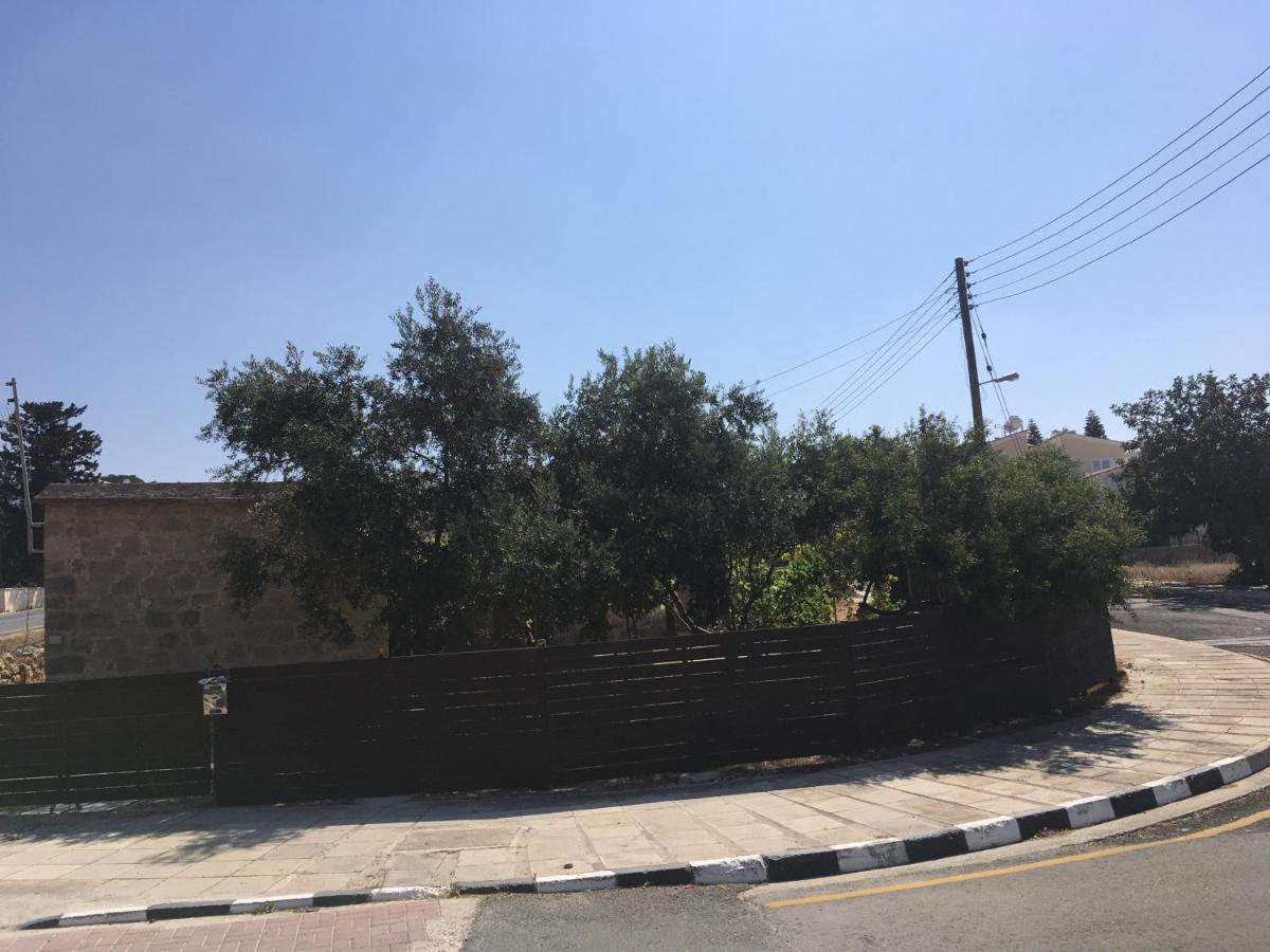 Paphos Friendly Villagehouse מראה חיצוני תמונה