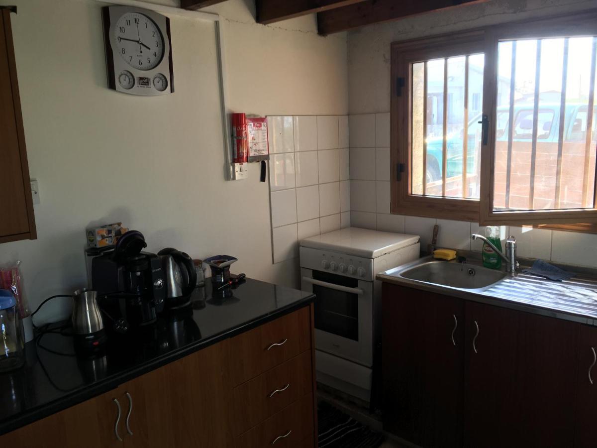 Paphos Friendly Villagehouse מראה חיצוני תמונה