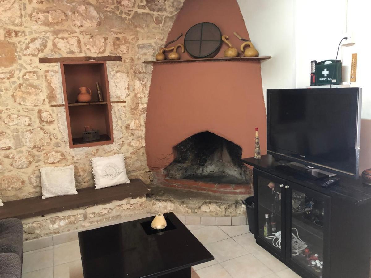 Paphos Friendly Villagehouse מראה חיצוני תמונה